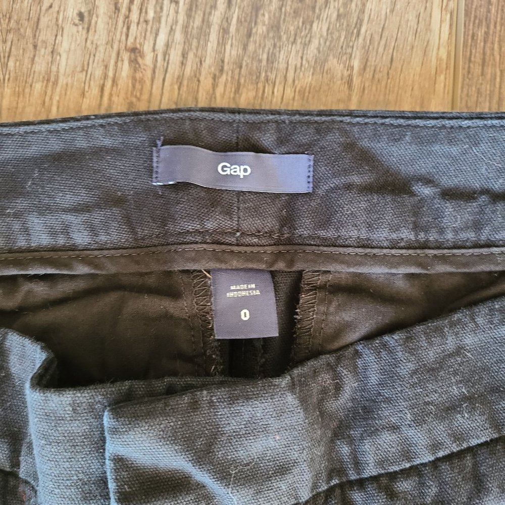 GAP‎ Black Shorts - Picture 3 of 3
